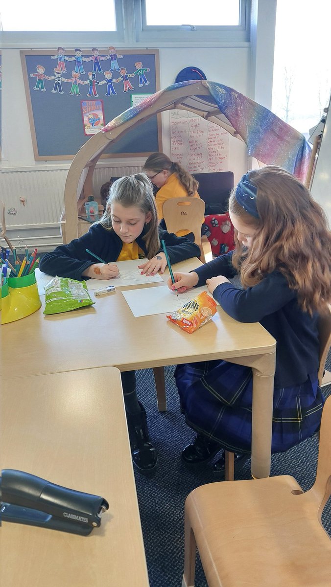 minishant_ps's tweet photo. Class 1 enjoyed using the small blocks to create famous landmarks and enjoyed social snack together! #CreativityForAll https://t.co/3ojqLLxCjN