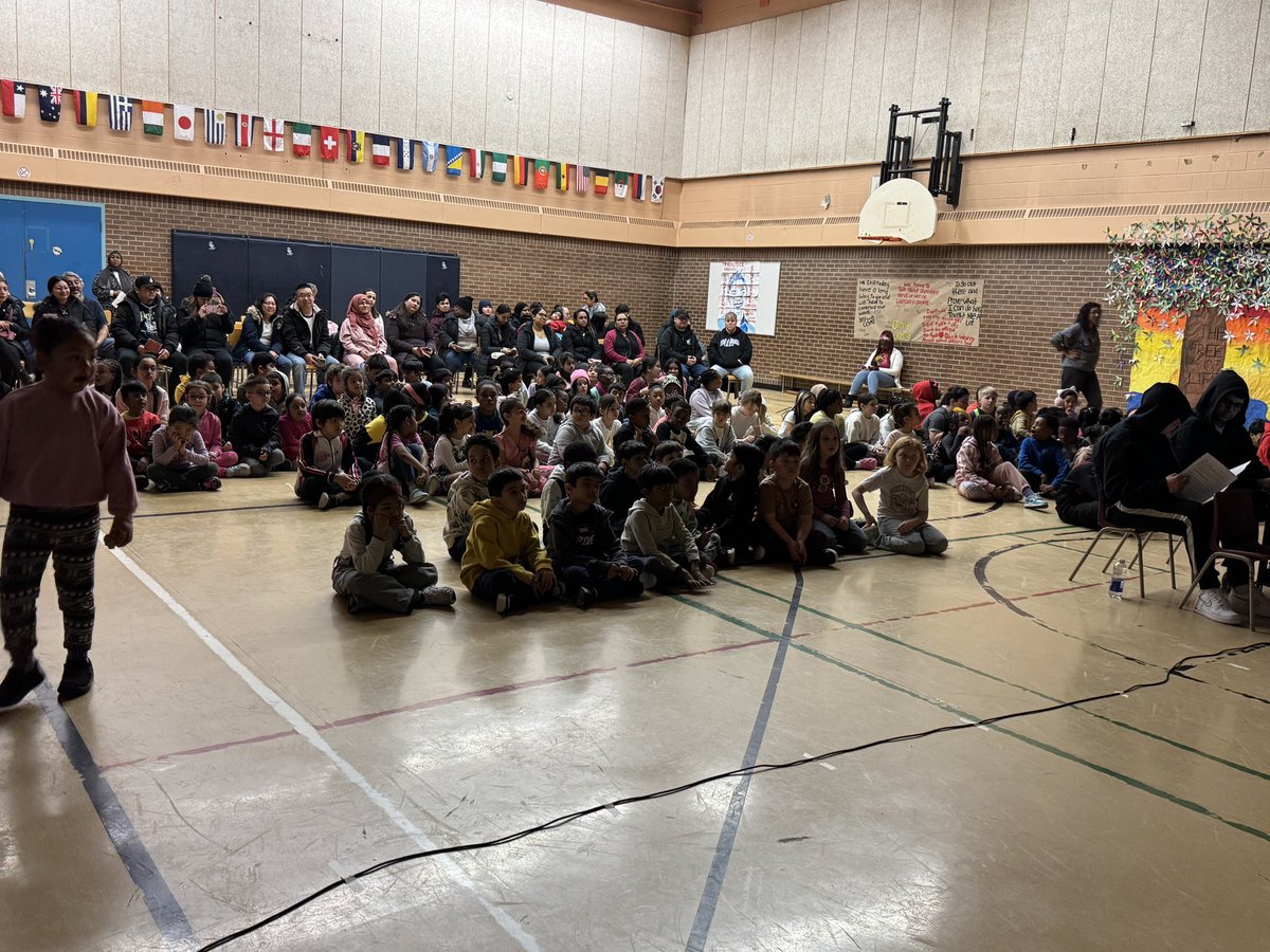 Amazing job from students all around! 

Thank you to staff for all your efforts in supporting such a beautiful showing of Black Excellence in our community and beyond 🫶🏽🙏🏽❤️
