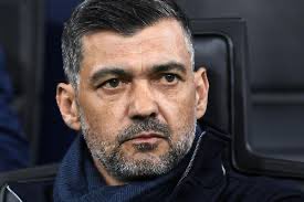 Non ho mai visto giocare così male.
In 90 minuti mai preso una seconda palla e mai sviluppato una minima idea di gioco.
Credo che Coinceao se ha dignità deve  lasciare.
Ha distrutto Pulisic e Rejinders!
C’è sinceramente da rimpiangere Fonseca
#OutCoinceao
#BolognaMilan