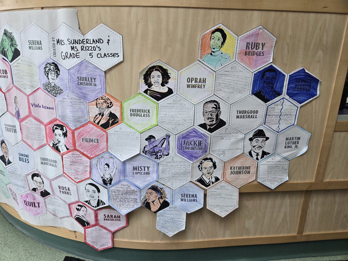 Sarah Sunderland (she/her) (@mrssarahs1) on Twitter photo Our completed BHM biography quilt, perfectly adorns Mrs. Tammy's desk at the front office! Well done grade 5's! #lukocsb #BHM2025 <a href="/MissRizzo1/">Francesca Rizzo, OCT</a> Our completed BHM biography quilt, perfectly adorns Mrs. Tammy's desk at the front office! Well done grade 5's! #lukocsb #BHM2025 <a href="/MissRizzo1/">Francesca Rizzo, OCT</a>