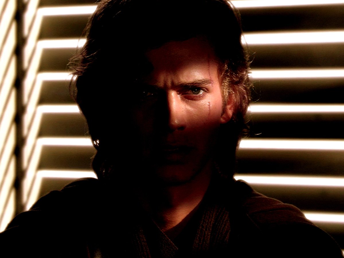 XDarthThunderX's tweet photo. Revenge Of The Sith (2005) https://t.co/8jxo0MWDvS
