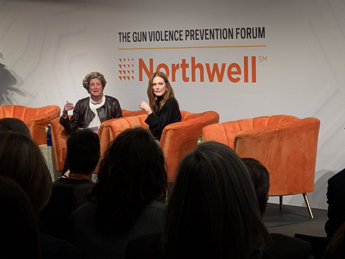 CeaseFirePA's tweet image. Great day of panels at the Northwell Gun Violence Prevention Forum featuring Julianne Moore, @ChrisChristie , Secretary @ArneDuncan, and @LGAustinDavis! We are grateful to these leaders and everyone who came out for their commitment to #EndGunViolence! 🧡🤩