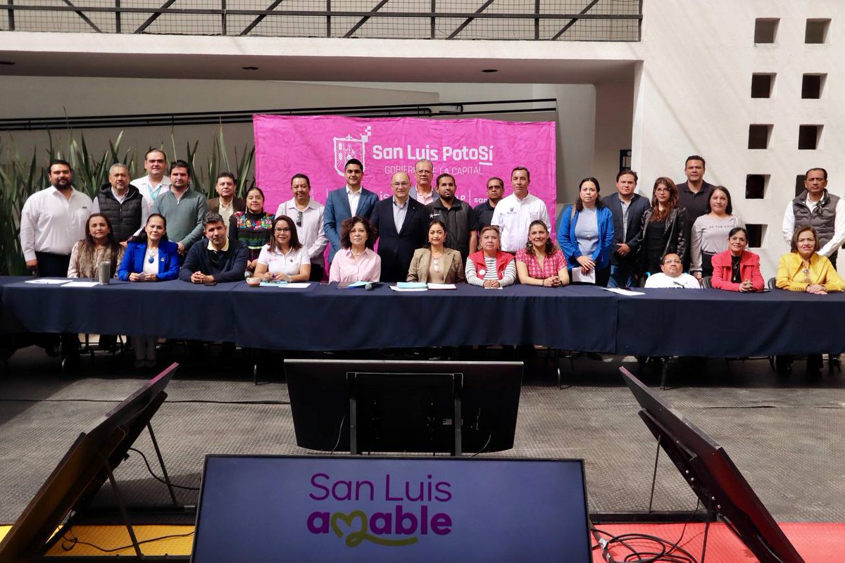 EF_Galindo's tweet photo. En la sesión ordinaria del Consejo Municipal de Inclusión Social para Personas con Discapacidad anuncié que ampliaremos la Unidad Básica de Rehabilitación Maravillas.

Además, revisamos y escuchamos propuestas para garantizar el bienestar de las personas con discapacidad en #SanLuisAmable.
