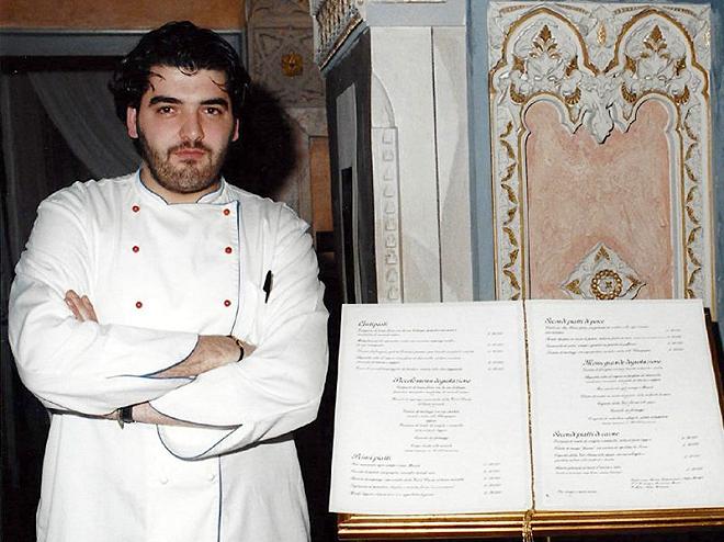 alfex46's tweet photo. Gli chef dopo aver bevuto l'elisir di Anna #MasterChefIt https://t.co/QH13qxTooD