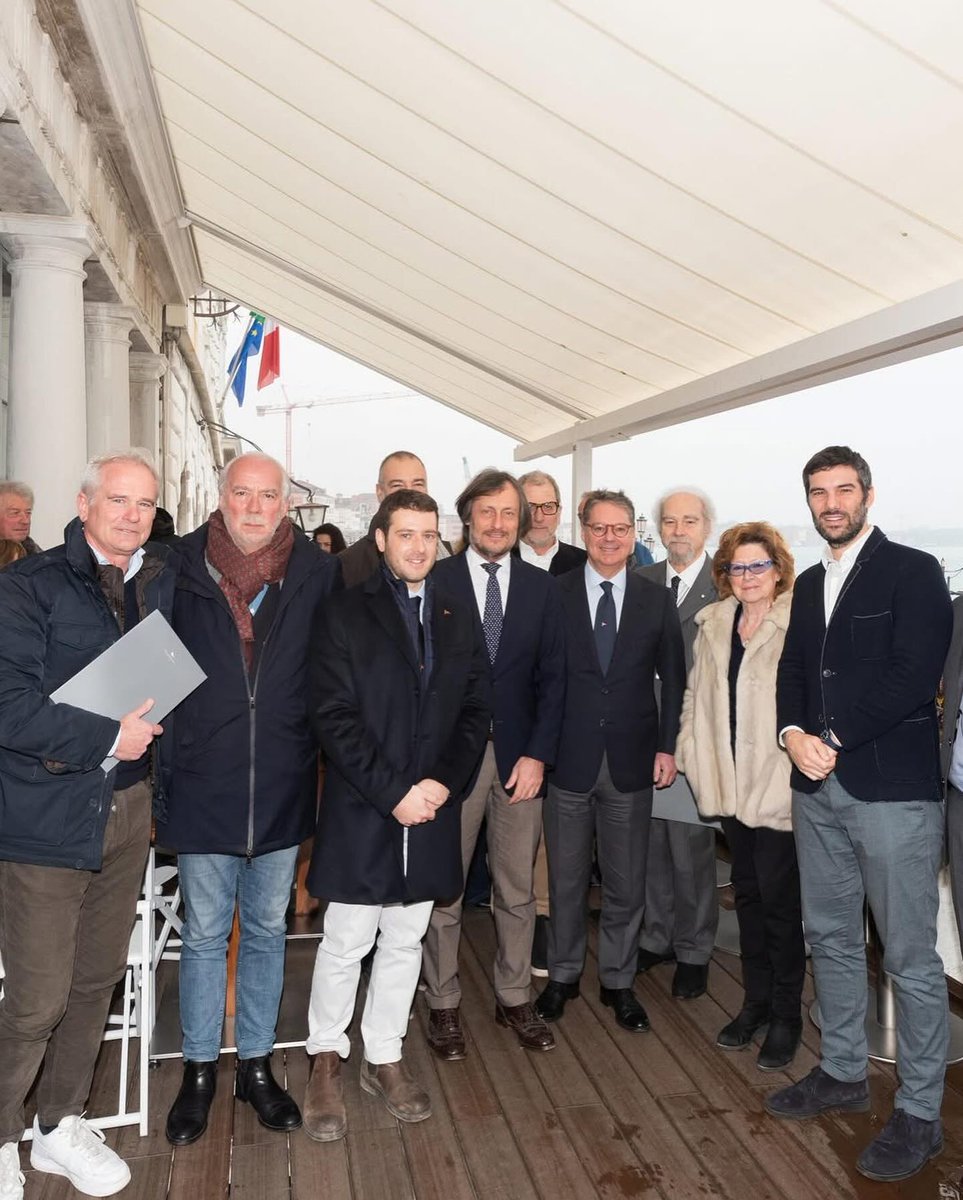 DiportoVelico's tweet photo. ✅ Il Diporto e la Compagnia uniscono le forze per il calendario degli eventi velici veneziani del 2025.

👉Leggi la notizia: https://t.co/mcka9J522C

#diportovelicoveneziano #dvv #venezia #vela #sport https://t.co/mtGQL83sdS