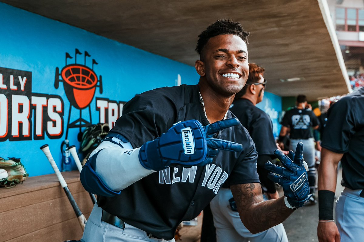 A Beautiful Day for Baseball ☀️

#RepBX