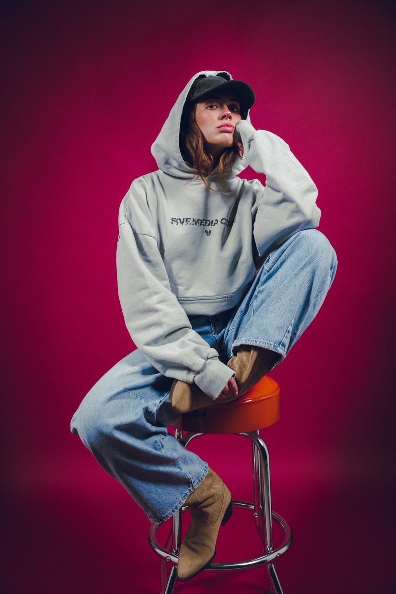 FIVEMediaClan's tweet image. We cooked and it’s southern fried 🤠🇺🇸

FIVE Media Clan Starred Collection OUT NOW!!!