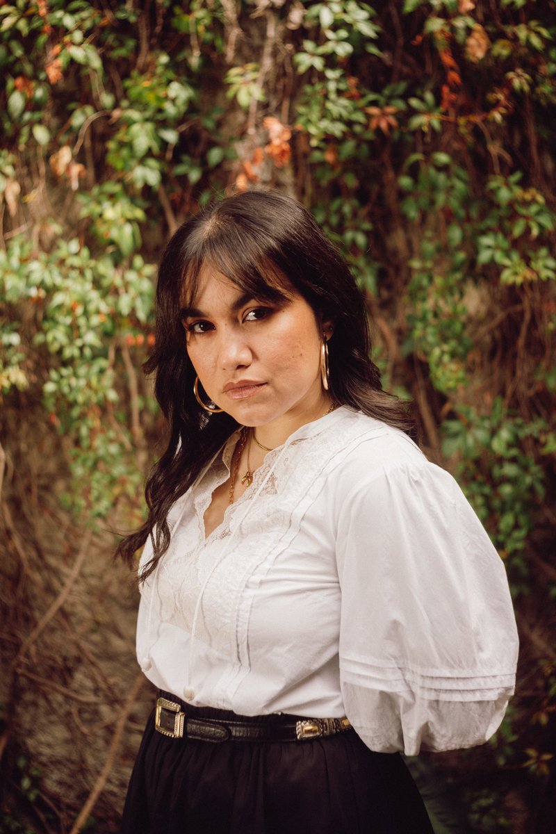 Mi nuevo sencillo "Te voy contar" ya está disponible en todas las plataformas digitales🪻✨

👉🏼Puedes escucharla aquí: bfan.link/te-voy-a-contar