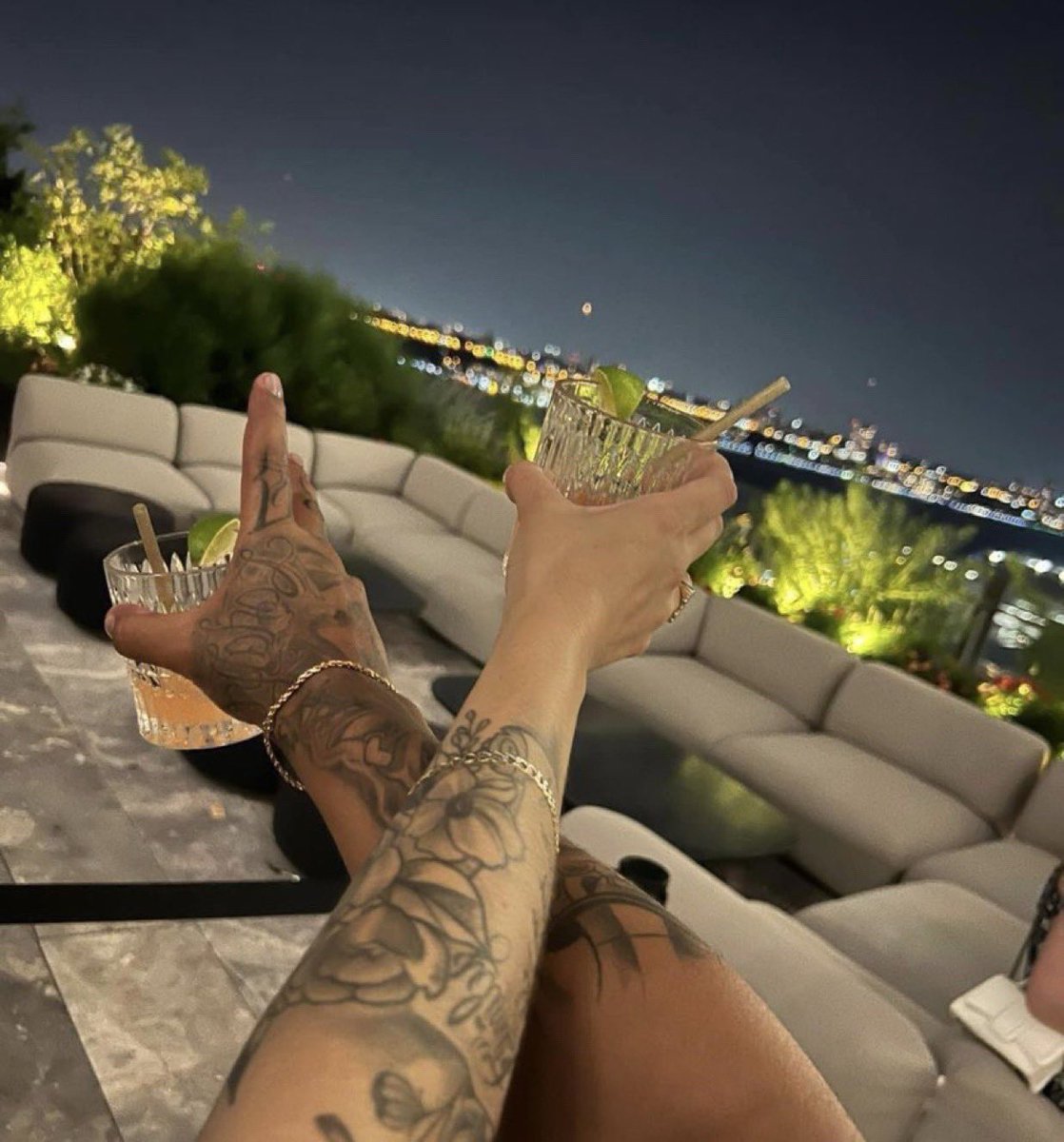 Blessed (@idblessd) on Twitter photo 