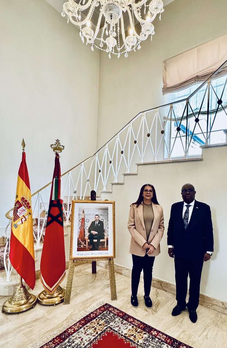 🇲🇦 🤝 🇦🇴Tuve el honor de reunirme hoy con Su Excelencia El Embajador Alfredo Dombe, Embajador de Angola ante el Reino de España, tras finalizar su misión .

Su Excelencia expresó su sincero agradecimiento por el apoyo brindado por el grupo de embajadores africanos, y por mi
