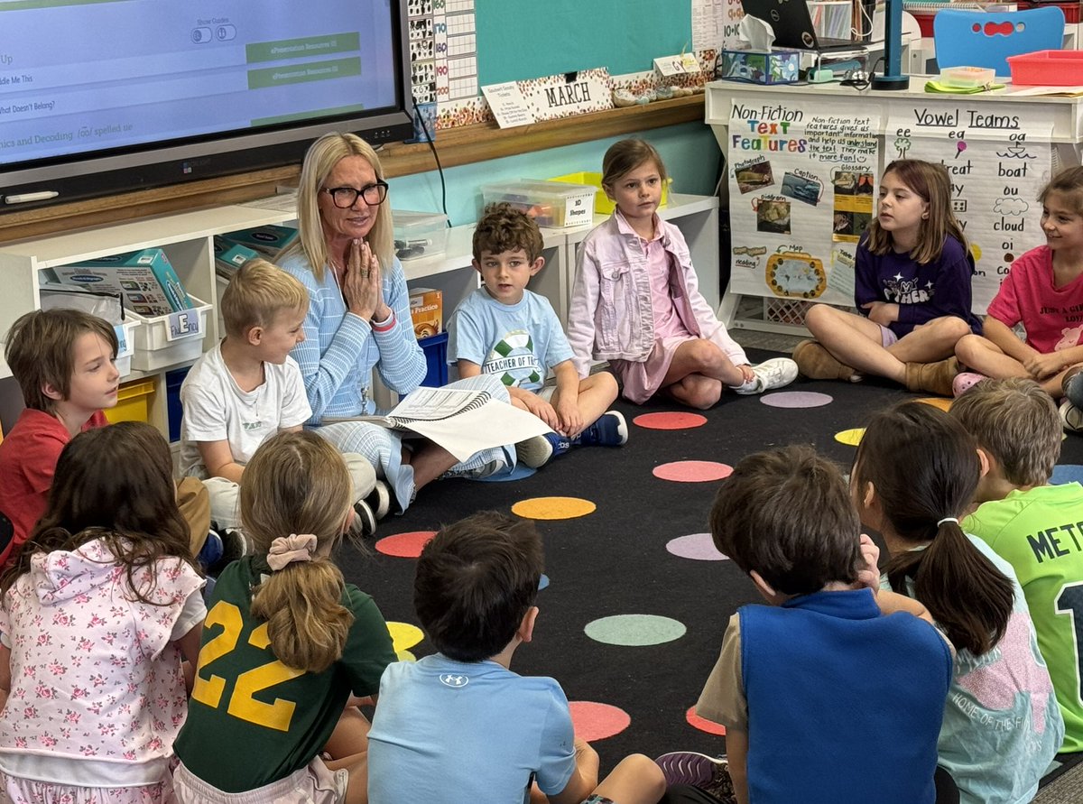 DrRockwood's tweet image. We have amazing Armstrong educators! 🦅 💛💚 #HPISD