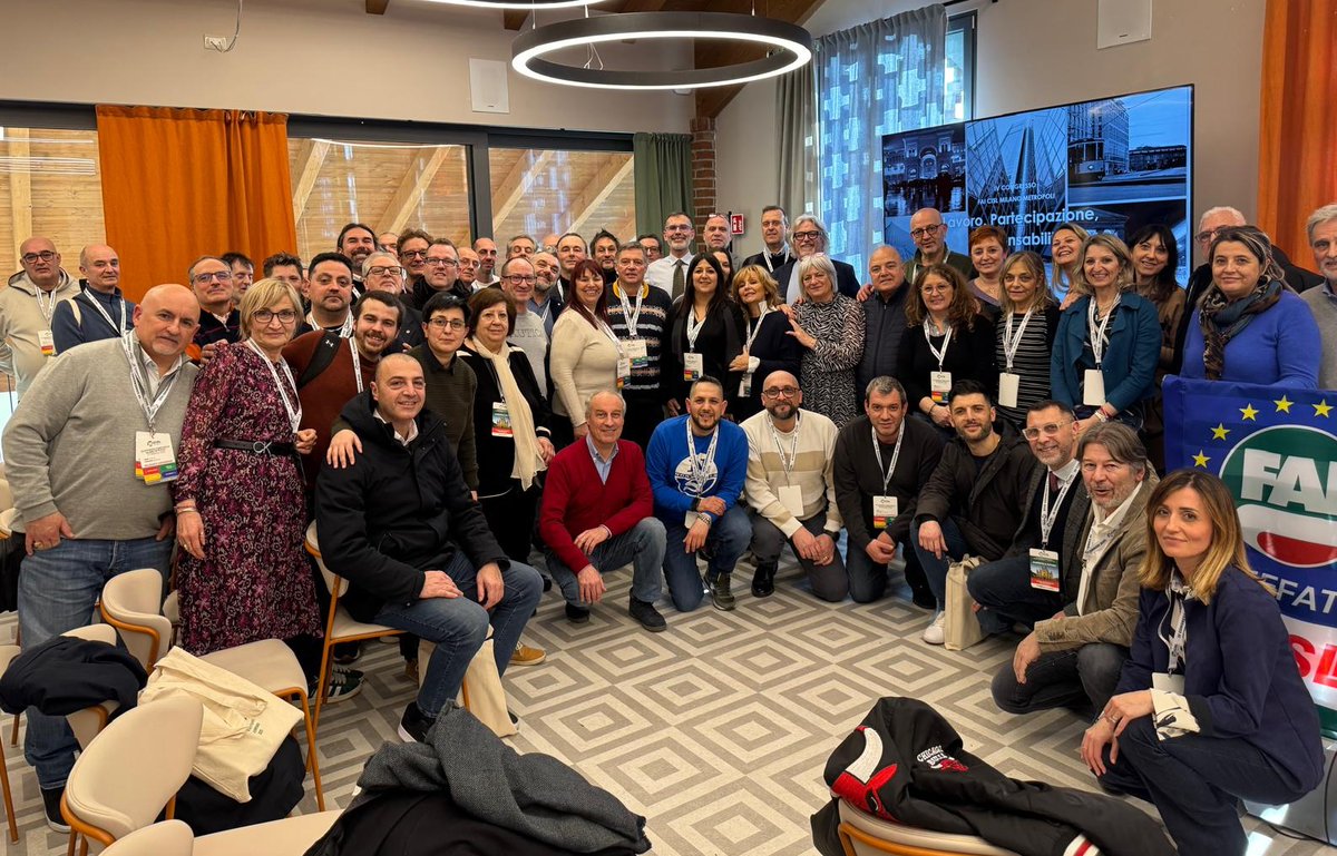 📢 #alimentailfuturo 🗣 #Lavoro #Partecipazione #Sostenibilità 💪 
Proseguono i congressi territoriali della #FaiCisl. 
👉 Oggi al Congresso #FaiCisl Vicenza confermato Segretario Generale Maurizio de Zorzi, con lui in Segreteria Lorena Liviero e Alessandro Santoliquido. Ai