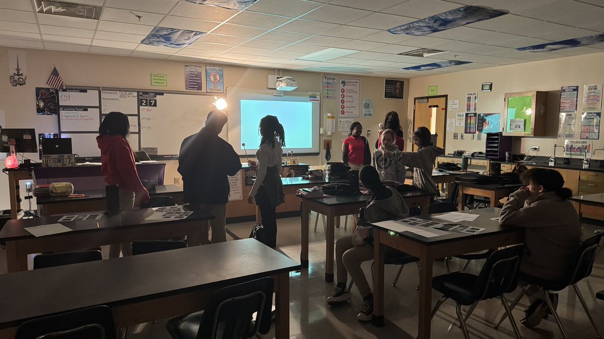 Mr. Hytowitz (@mr_hytowitz) on Twitter photo Hytowitz’s 6th grade science class trying to explore the phases of the moon. <a href="/SSCMS_FCS/">Sandy Springs Charter Middle School - FCS</a> <a href="/lhwoodruff/">Laurie Woodruff</a> Hytowitz’s 6th grade science class trying to explore the phases of the moon. <a href="/SSCMS_FCS/">Sandy Springs Charter Middle School - FCS</a> <a href="/lhwoodruff/">Laurie Woodruff</a>