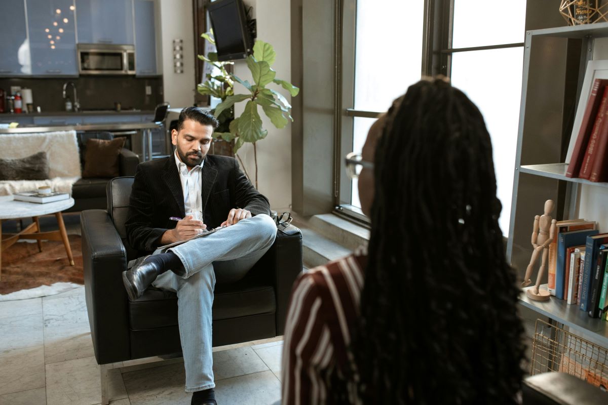 Infoempleo's tweet image. ¿Cómo evaluar la ética laboral de un candidato durante la entrevista de trabajo? 👥

#RRHH #reclutamiento
empresas.infoempleo.com/hrtrends/como-…