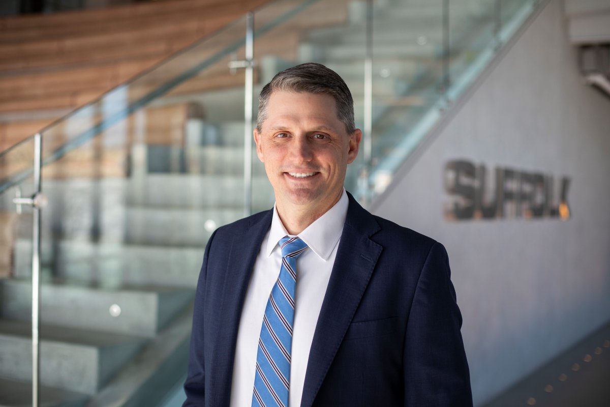 SuffolkBuilds's tweet image. Suffolk Texas is thrilled to welcome Evan McKee as COO in our South Central region, where he&apos;ll drive strategy and growth for our commercial, higher education, institutional &amp;amp; healthcare work in Texas. Please join us in welcoming Evan to the Suffolk team! suffolk.com/about/our-team…