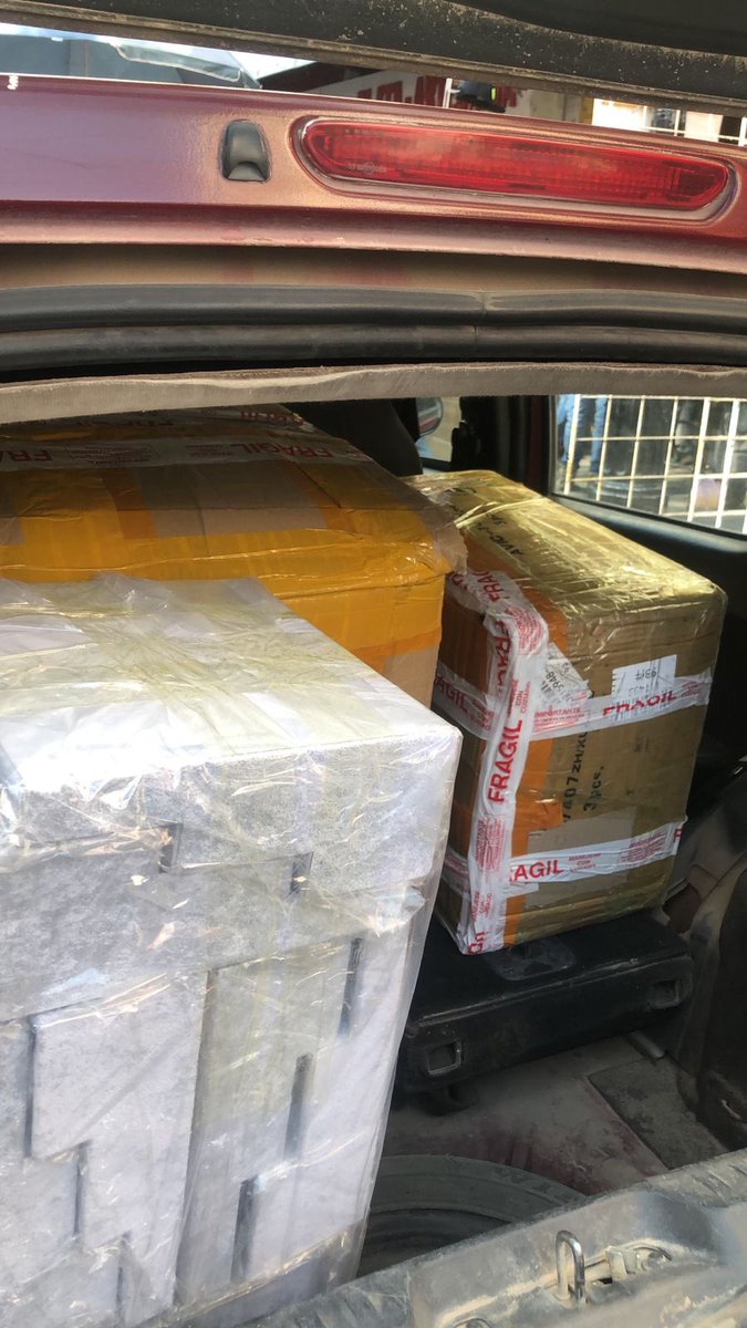 Soffscott's tweet photo. @Uber_MEX @Uber @DenunciaCDMX 
La mañana de hoy, jueves 27 de febrero de 2025, pedimos un viaje para la entregar mercancía a un cliente, el tipo llamado “JACOB con vehículo Fiat Mobi placas MRY310A, nunca inició el viaje al destino y procedió a cancelar y robarnos todo! https://t.co/jncqWLtVpD
