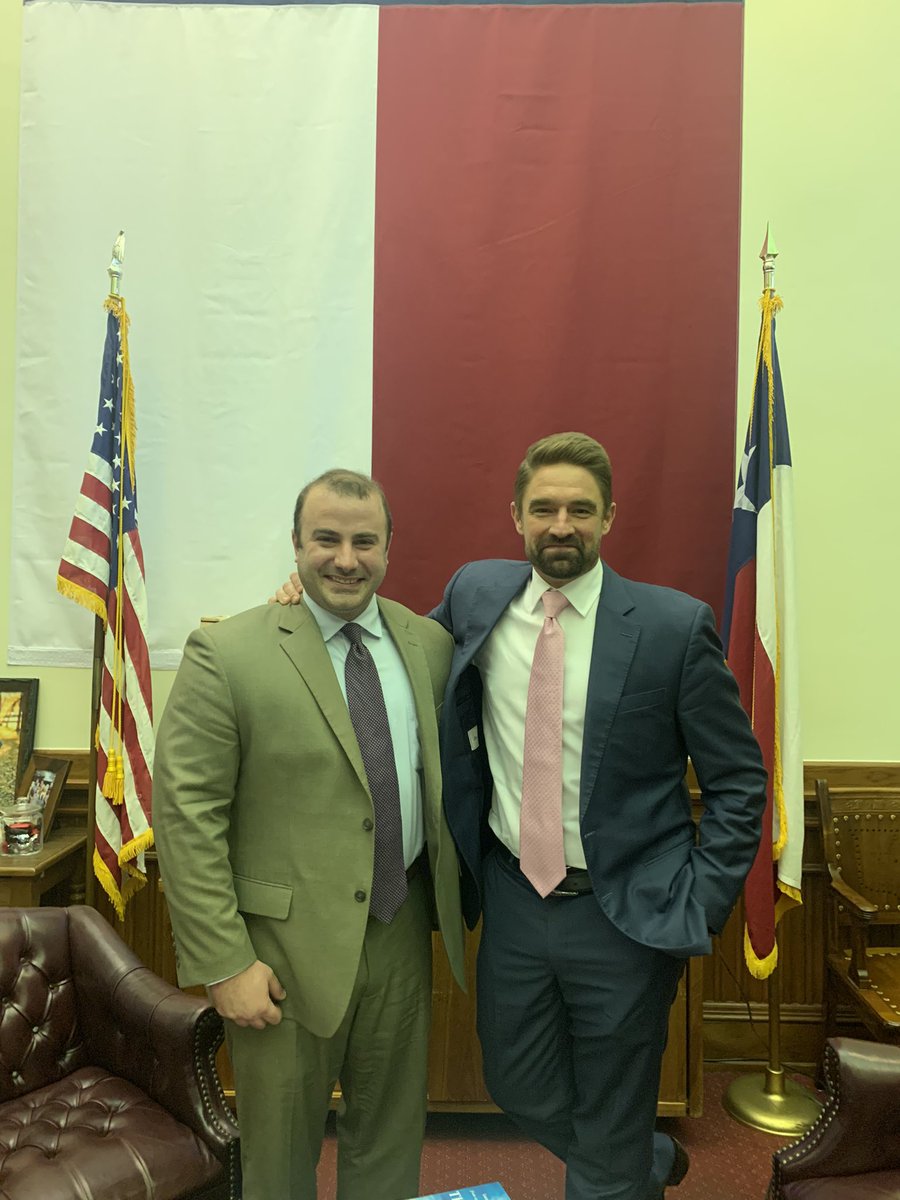 Great to meet with our <a href="/TexasAFP/">AFP - Texas 🇺🇸</a> policy champion <a href="/leachfortexas/">Jeff Leach</a> to thank him for signing on as a coauthor for HB 3 and fighting for Texas students! #txlege