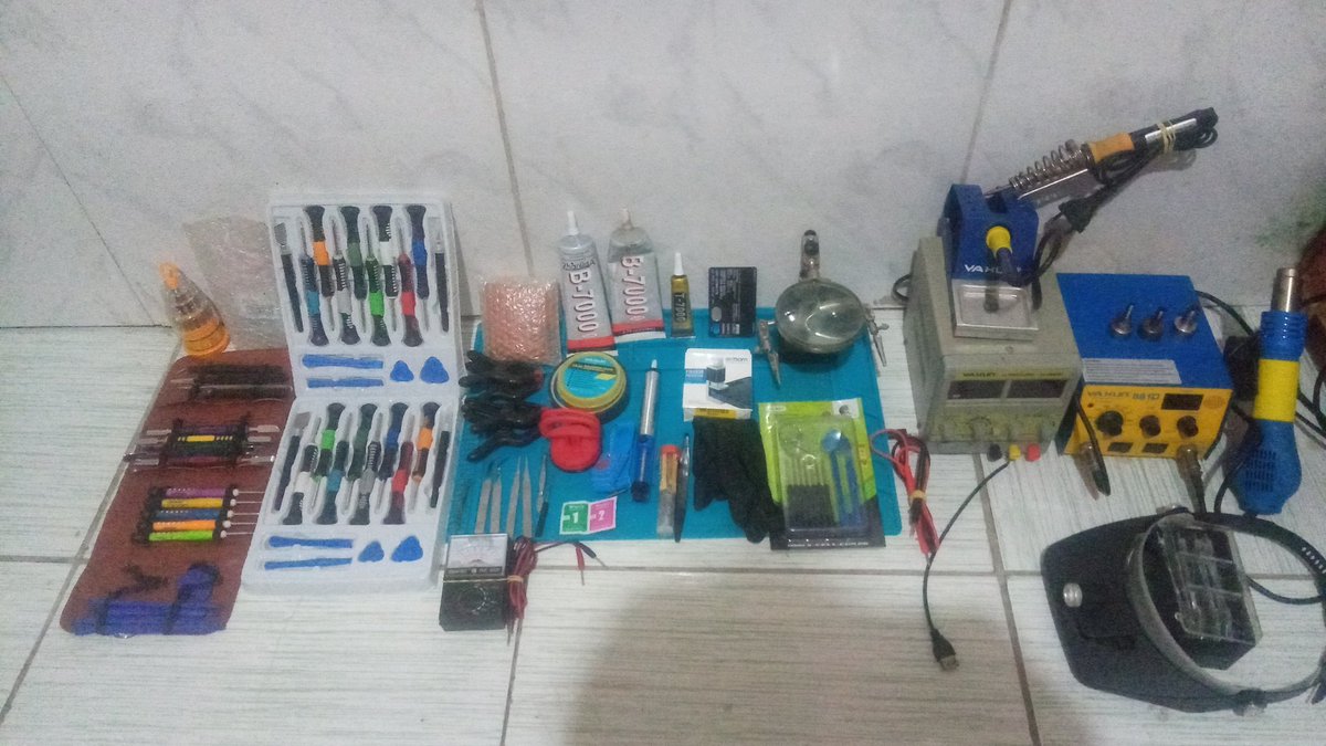 RoboticcellD's tweet image. Meu equipamento inicial!!!