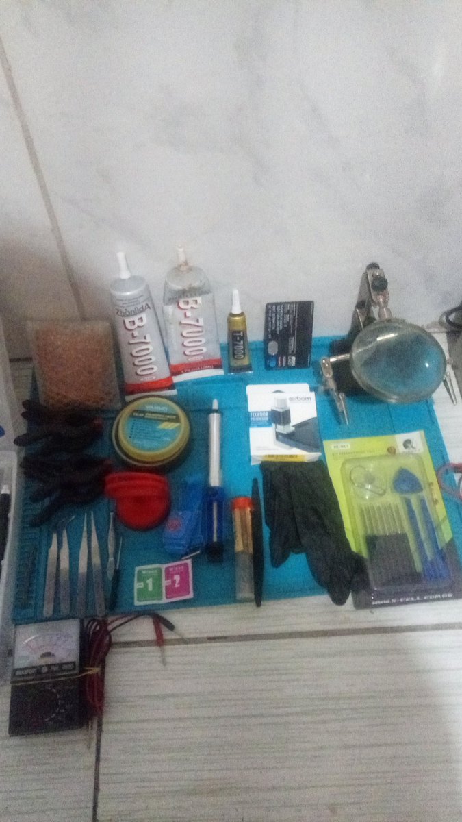 RoboticcellD's tweet image. Meu equipamento inicial!!!