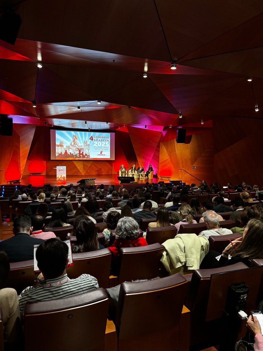 Completo en <a href="/AMAREVA_Madrid/">AMAREVA Riesgo Vascular</a> 
Mucha asistencia !!
Todas las especialidades médicas en #riesgovascular