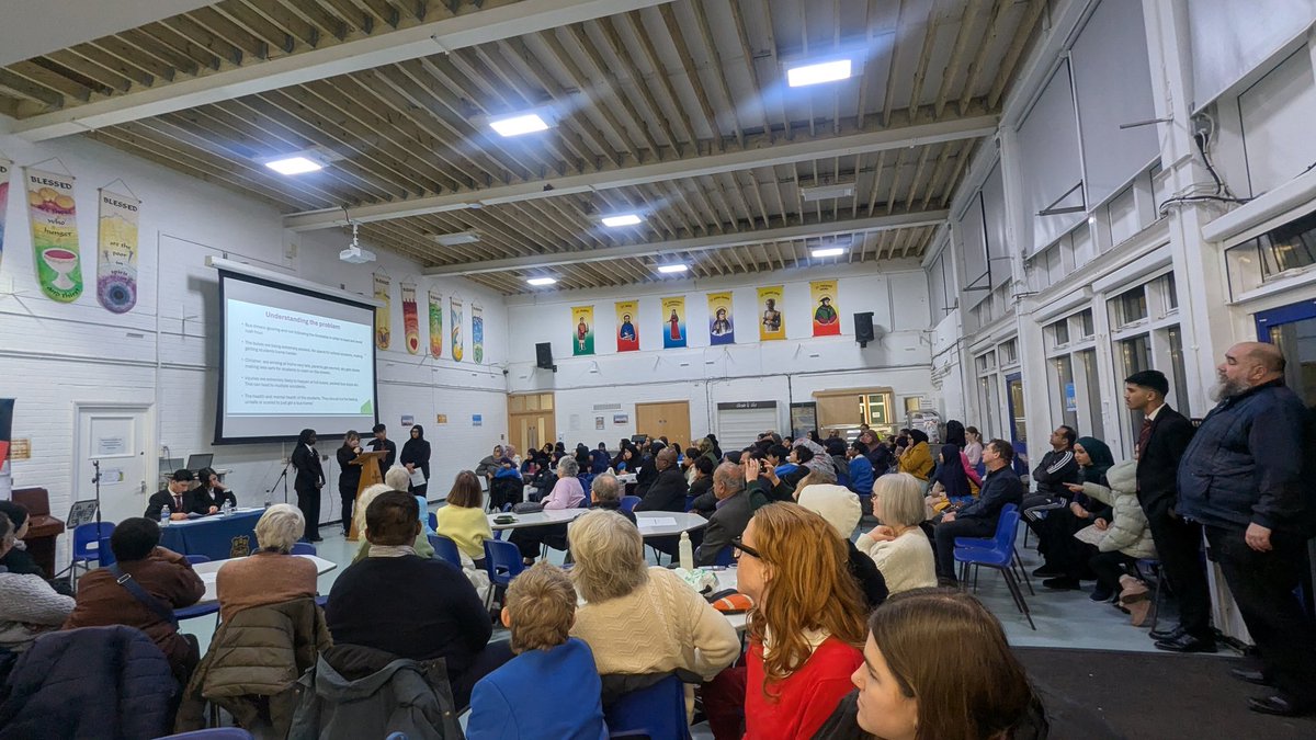 Thank you <a href="/Bernade28951139/">Bernadette Harris</a> <a href="/telcocitizens/">TELCO CITIZENS</a> for the invite to your Redbridge Assembly, great seeing the work that you have done developing your priorities for the borough <a href="/RedbridgeLive/">Redbridge Council</a> look forward to working and engaging with you <a href="/KamRai7/">Kam Rai</a> <a href="/firewool/">Mark Santos</a> <a href="/DuddridgeLloyd/">Lloyd Duddridge</a> <a href="/Jas_Athwal/">Jas Athwal MP</a>