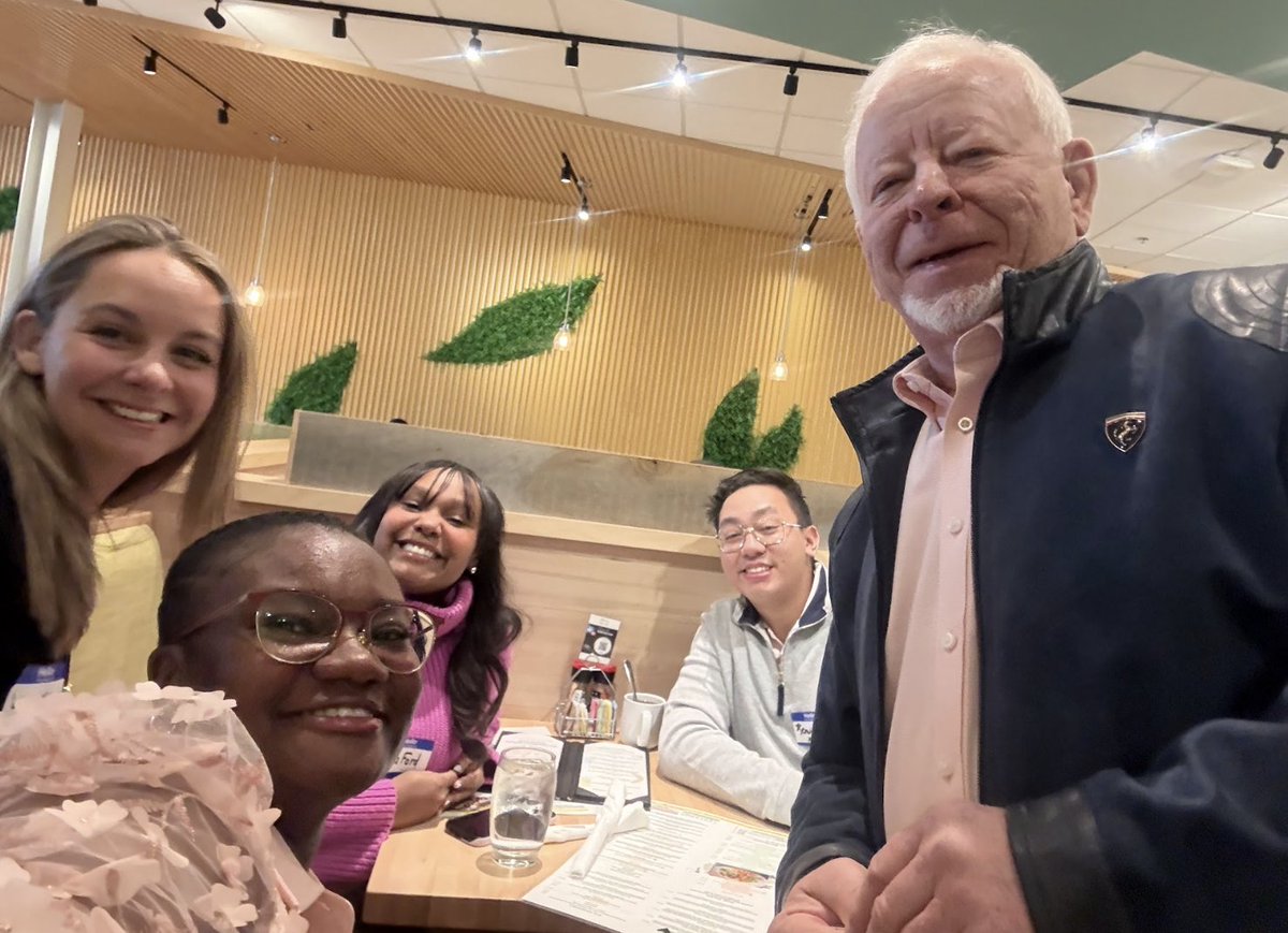 CatonCommercial's tweet photo. ☕🤝 Great connections made at the NICAR Southwest Broker Breakfast! A special congratulations to our own Commercial Broker &amp; NICAR Board Director Dianna Smith on hosting her second NICAR event. Excited for more to come! #NICAR #CatonCRE https://t.co/MBX0O6kL1d