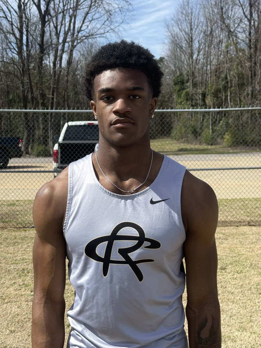 Jammel Ward - 🥇
Varsity Boys Long Jump