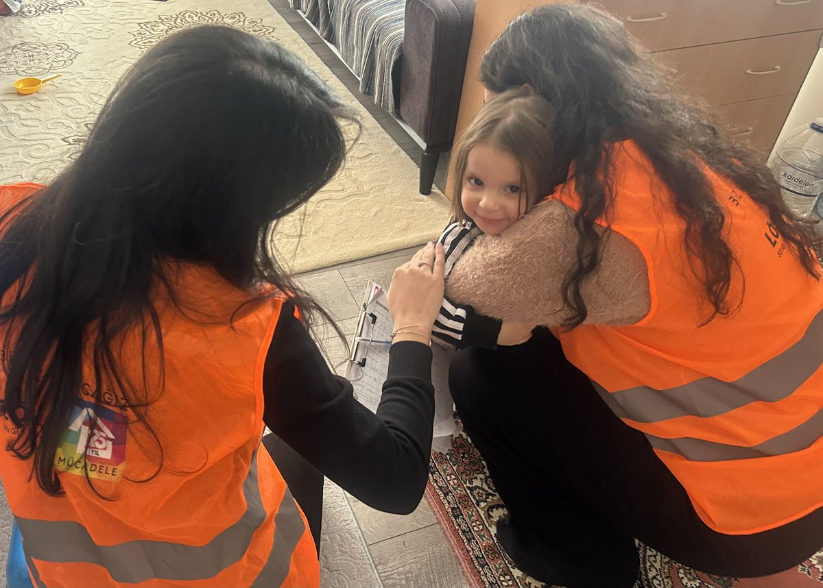 Neslihan (@neslihandemrts) on Twitter photo DÜZCE - Dört bir yanda kalpleri ısıtmak için yollardayız 💖
<a href="/losev1998/">LÖSEV</a>
<a href="/ustunezer/">Dr. Üstün EZER</a>
<a href="/julidearifoglu/">Dr.Julide Arifoğlu</a>
<a href="/mrvecetinkayaa/">merve çetinkaya</a> DÜZCE - Dört bir yanda kalpleri ısıtmak için yollardayız 💖
<a href="/losev1998/">LÖSEV</a>
<a href="/ustunezer/">Dr. Üstün EZER</a>
<a href="/julidearifoglu/">Dr.Julide Arifoğlu</a>
<a href="/mrvecetinkayaa/">merve çetinkaya</a>
