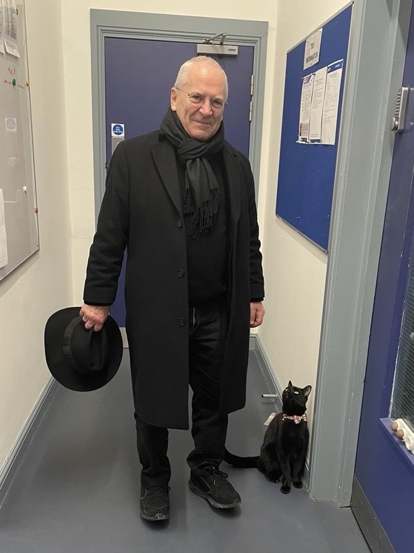 Heidi Alexander MP (@heidi_labour) on Twitter photo Today the Rail Minister got to meet <a href="/FelixhuddsCat/">Felix and Bolt</a> at Huddersfield - not sure who was happier! <a href="/TPExpressTrains/">TransPennine Express</a> Today the Rail Minister got to meet <a href="/FelixhuddsCat/">Felix and Bolt</a> at Huddersfield - not sure who was happier! <a href="/TPExpressTrains/">TransPennine Express</a>