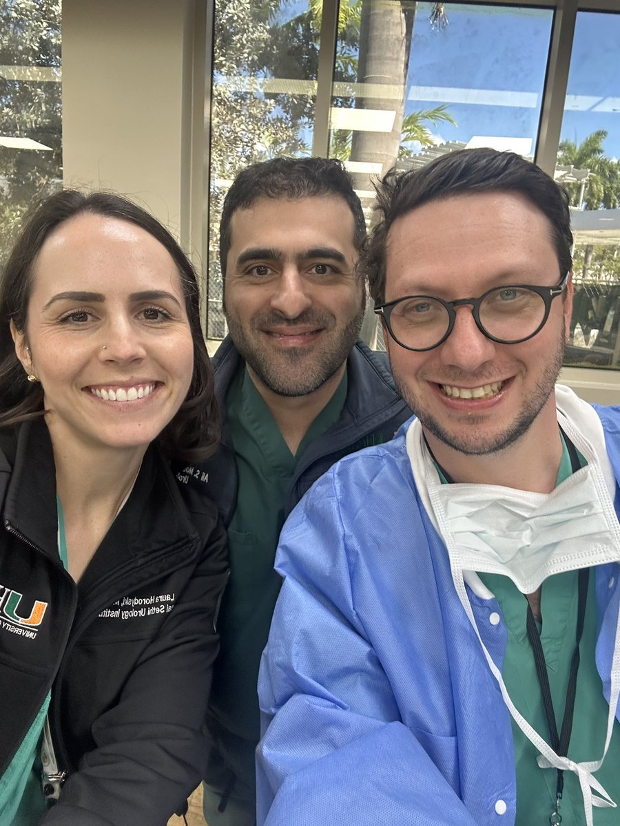 Love having the residency gang back together at <a href="/dsui_miami_uro/">Desai Sethi Urology Institute</a> 🙌🏼