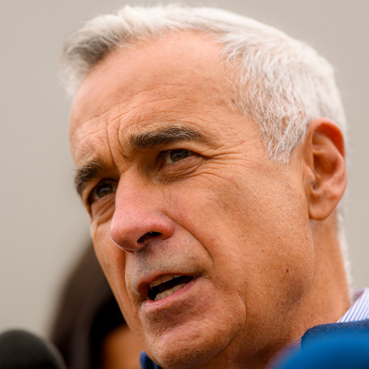 Georgescu è l'ennesimo uomo libero che finisce nel tritacarne mediatico-giuridico-politico costruito negli anni da un establishment che cerca di tenersi in vita attraverso la privazione di ogni libertà.