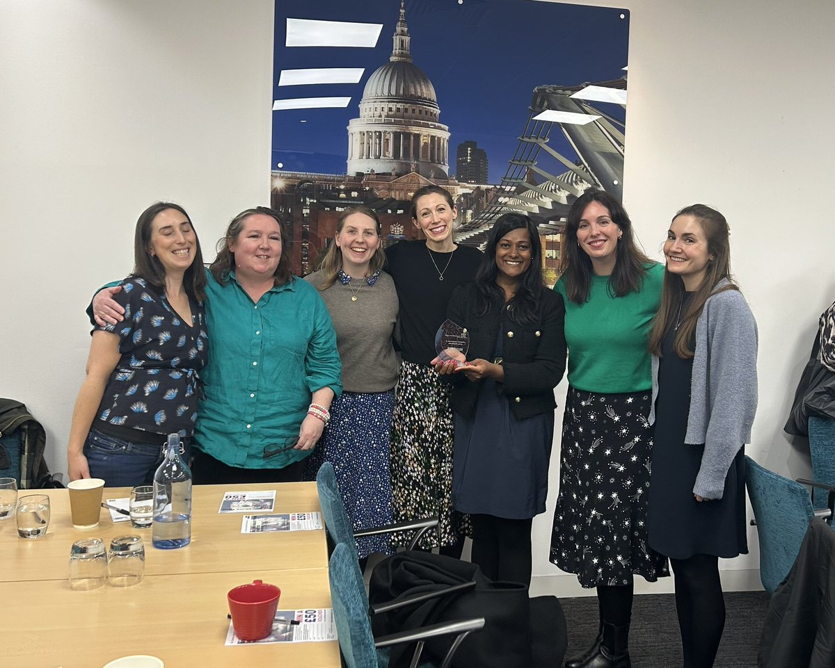 Dr Ravindhi Murphy tweet media