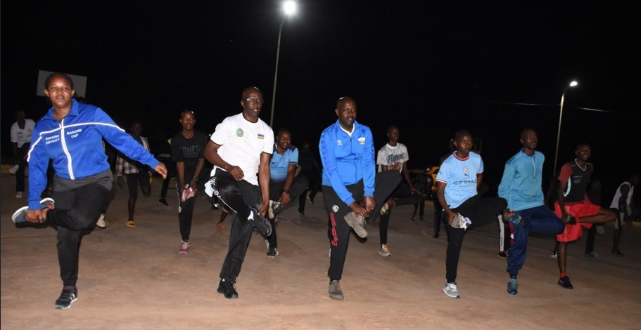 Kuri uyu mugoroba, Ubuyobozi bw'Akarere <a href="/GatsiboDistrict/">Gatsibo District</a> bwifatanyije n'abatuye Umujyi wa Kabarore no mu nkengero zawo, muri siporo rusange yiswe " Gatsibo Night Run". 
<a href="/RwandaLocalGov/">Ministry of Local Government | Rwanda</a>
<a href="/RwandaEast/">𝐄𝐚𝐬𝐭𝐞𝐫𝐧 𝐏𝐫𝐨𝐯𝐢𝐧𝐜𝐞 | 𝐑𝐰𝐚𝐧𝐝𝐚</a>