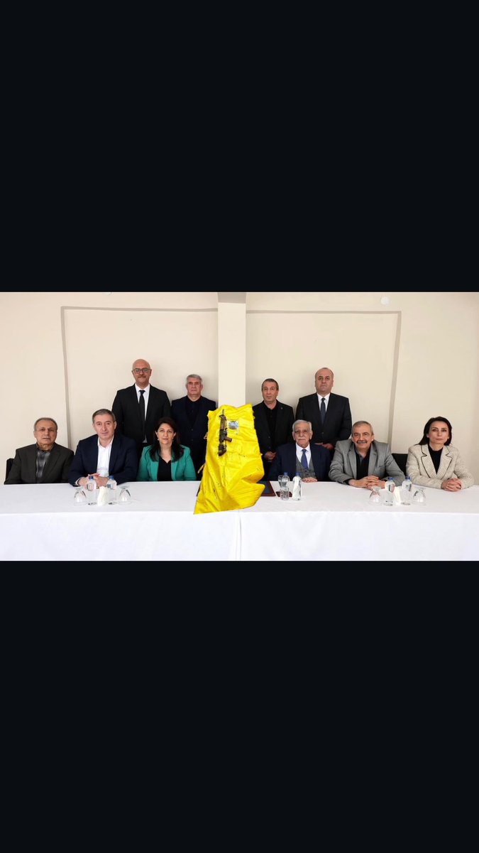 SeliimKucuk's tweet photo. Paylaştığınız görselde ufak bir güncelleme yaptım. Gelip buradan alabilirsiniz.
@DEMGenelMerkezi https://t.co/X0dFMJJ3Bl