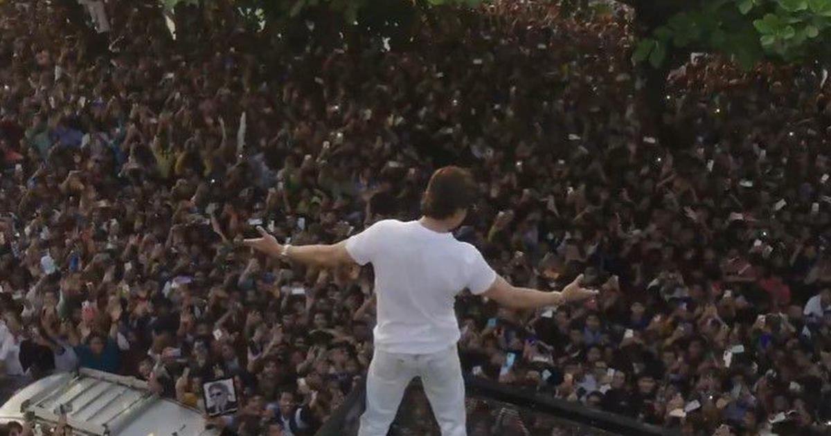 hindolheroic's tweet photo. "maan jaa aye khuda, itni si hai dua
main ban jaoon sabse bada" https://t.co/mgYLK7qaMo