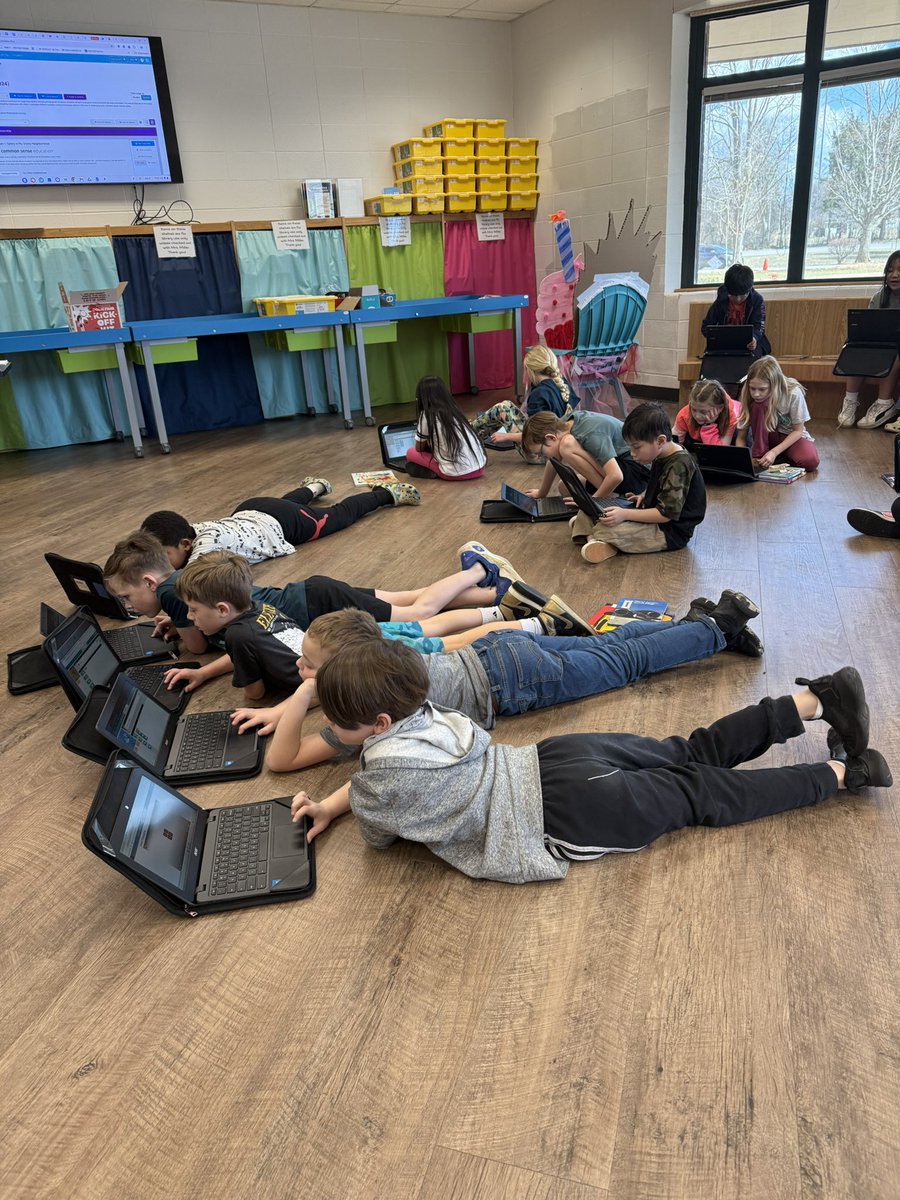 Natcher Library (@natcherlibrary) on Twitter photo So happy to see these 3rd graders working so hard and working together to solve coding puzzles. We are quickly getting ready to do some Lego robotics with our newly learned skills <a href="/NatcherElem/">Natcher Elementary</a> So happy to see these 3rd graders working so hard and working together to solve coding puzzles. We are quickly getting ready to do some Lego robotics with our newly learned skills <a href="/NatcherElem/">Natcher Elementary</a>