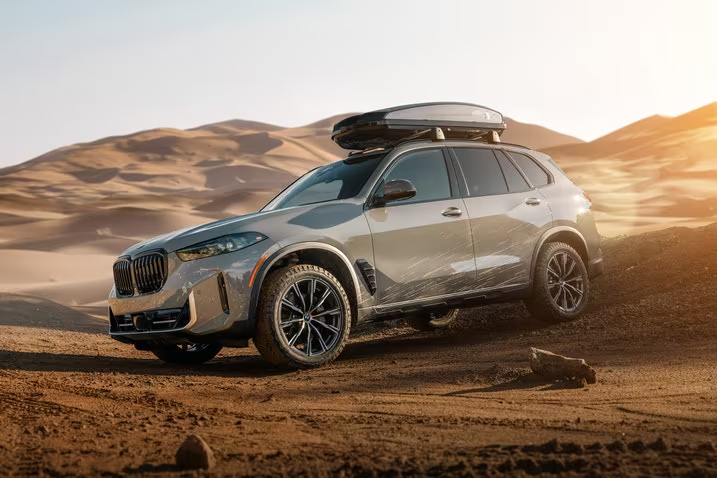 BMWofMelbourne's tweet photo. From a redesigned BMW X3 to new standard equipment on the X5, X6, and X7, BMW is updating its SUV lineup. 

Learn more: https://t.co/Sbau2FNnot

#MelbourneBMW #BMW #SUV #SAV https://t.co/IgoQiXwDO3