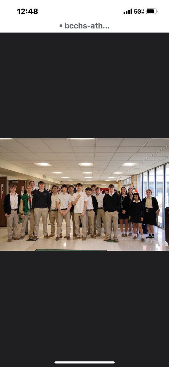 BCCHS_Wrestling's tweet image. 2025 State Run through the halls of BC! 🤼💪🦅. #HWPO #BNR