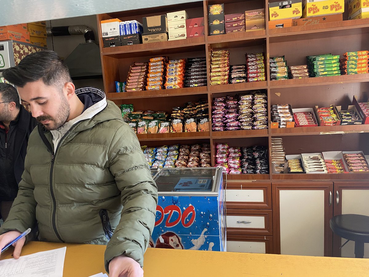 baglar21isg's tweet photo. İkinci dönem okul kantin denetimlerimiz devam ediyor @tcmeb @Yusuf__Tekin @meb_dhgm @omurfatih @ozkan_meb @Murat4Kucukali @berhuni47 @BaglarKaymakam @BaglarMEM21 @MustafaKndrn21 https://t.co/aZHgiA2ti2