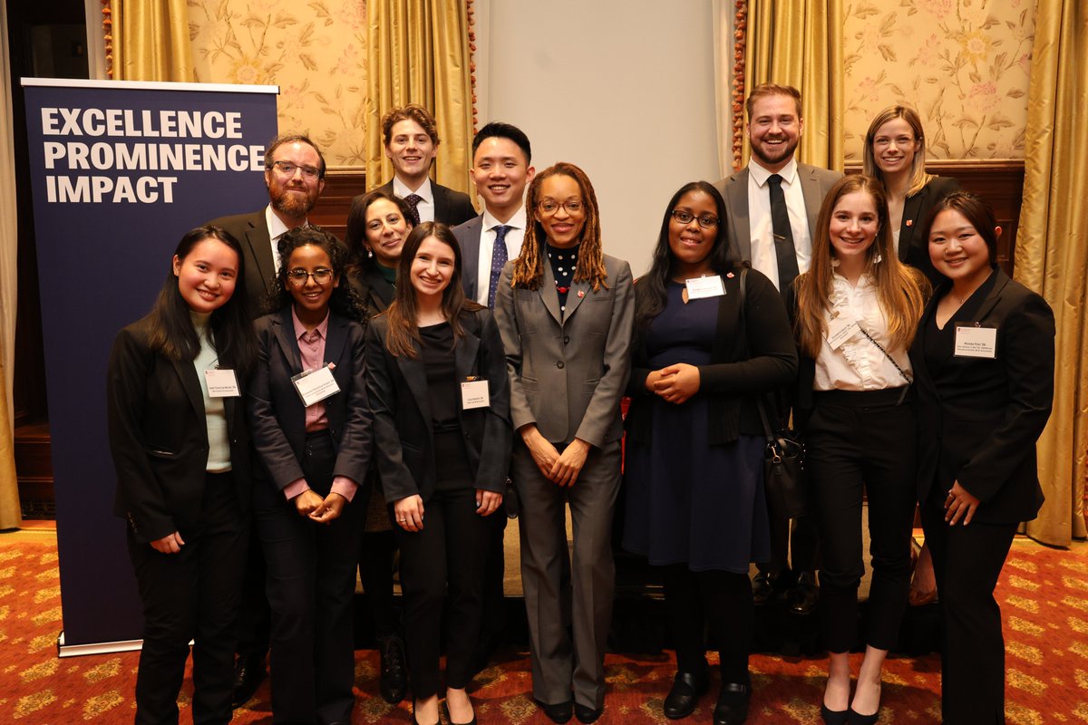 StJohnsLaw's tweet photo. Last night, students and generous alumni donors came together for a special evening at the Endowed Scholarship Reception. Thanks to event host Jonathan Sack ‘89 for a wonderful evening, and thanks to the alumni who continue to generously give back to St. John’s Law!

#StJohnsLaw https://t.co/F4Hk6Xn8Gn