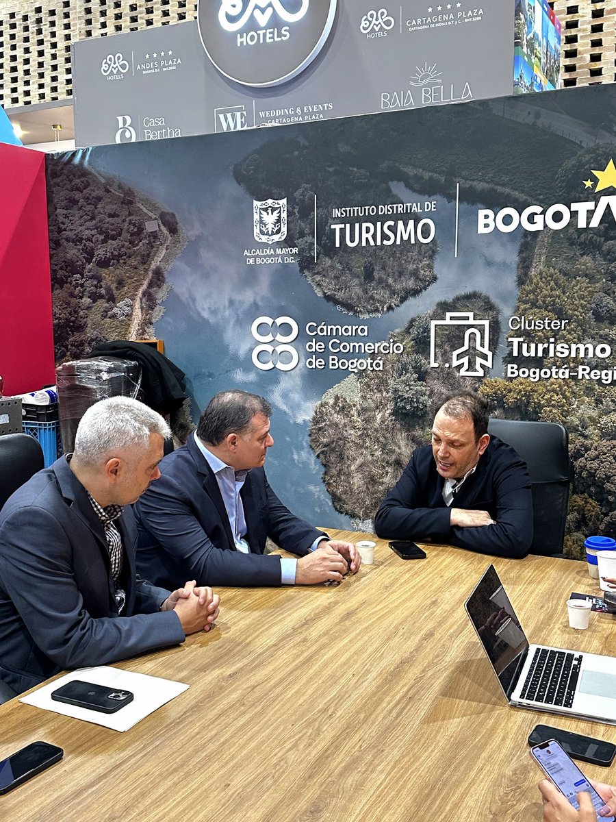 DarioCapitani's tweet photo. 🤝 Intercambiamos experiencias con el Instituto Distrital de Turismo de Bogotá sobre estrategias de promoción y desarrollo turístico. 🌐 La colaboración entre destinos fortalece la industria y permite aprender de modelos exitosos que pueden adaptarse a la realidad de Córdoba. 💫 #CórdobaTurismo
