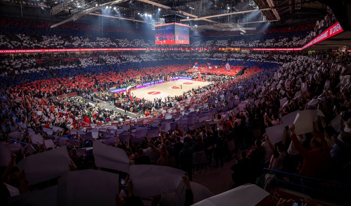 sportklub's tweet image. Buka u &quot;Areni&quot; kakva se ne pamti.

Ovako je grmelo pred #Zvezda - #Žalgiris