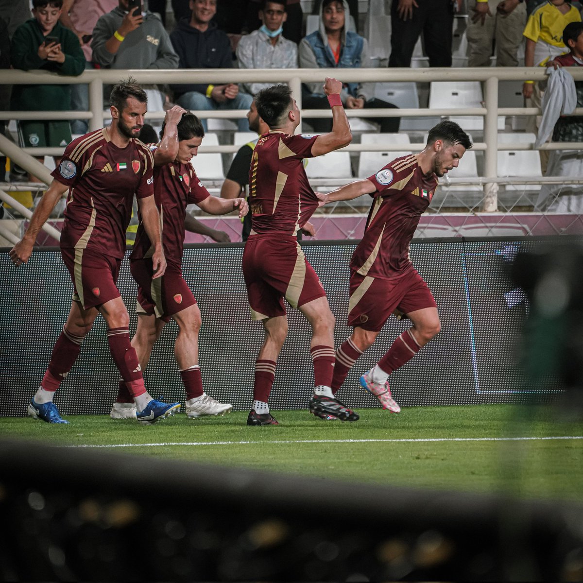 AlWahdaFCC's tweet photo. المستحيل ليس في قاموس فــاكـ🚀ـونـدو

#WHDFC https://t.co/PByhtkCSsO