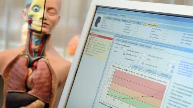 Hoe goed zijn onze medische gegevens beveiligd tegen hackers? nporadio1.nl/nieuws/binnenl…