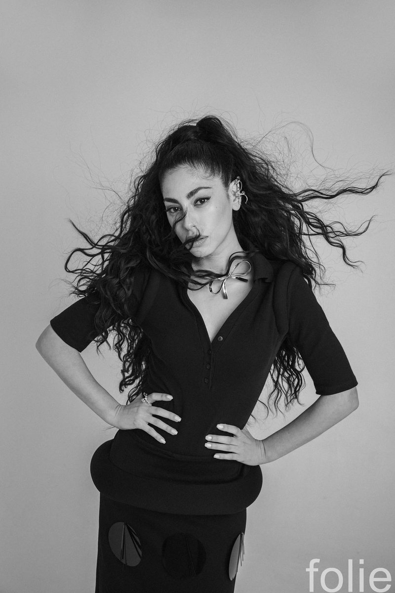 InfoMinaBR's tweet photo. Mina El Hammani para Folie Magazine https://t.co/Mz9og1FM9H