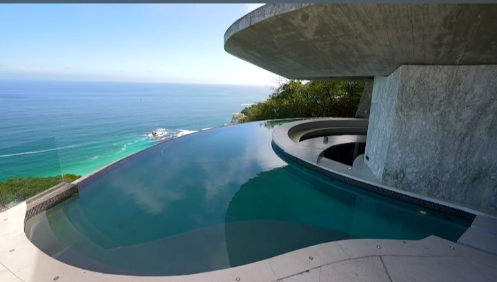 Letstravel65943's tweet photo. PLACES TO VISIT THIS WEEKEND 

IRON MAN VILLA

Location 
151 Kloof Rd, Clifton, Cape Town, 8005,West Cape Town South Africa 🇿🇦

Description 
Villa

#ironmanhouse 
#letstravelafrica 
#takethejourneywithUS 
https://t.co/tDJqStwcog https://t.co/fF3xm0yHqX