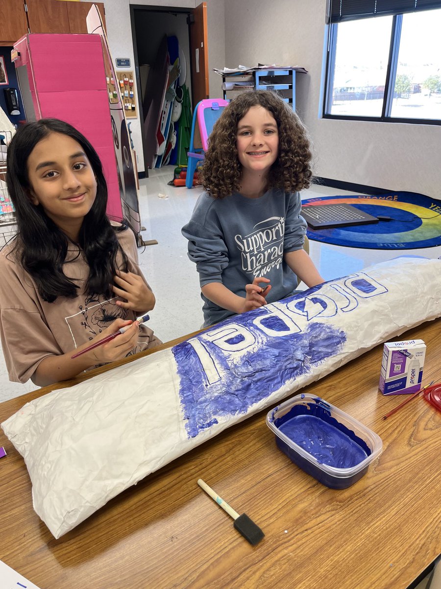 Working Pop Art Lunch ⁦<a href="/LindseyElem/">Lindsey  Elementary</a>⁩