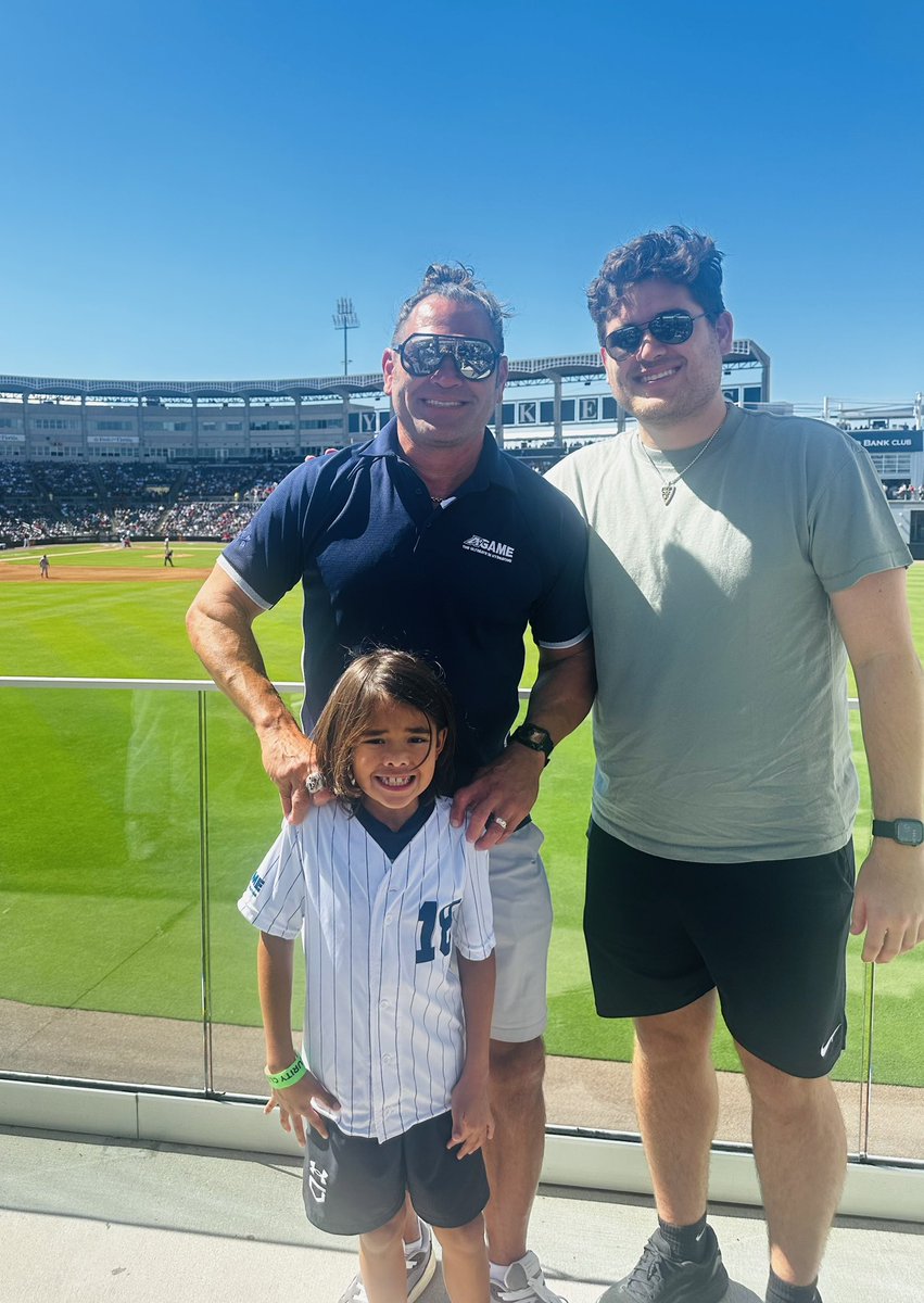 Johnny Damon tweet media