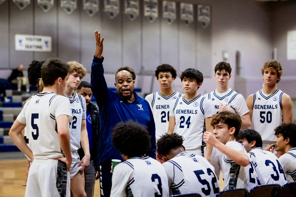 W-L Boys Basketball tweet media