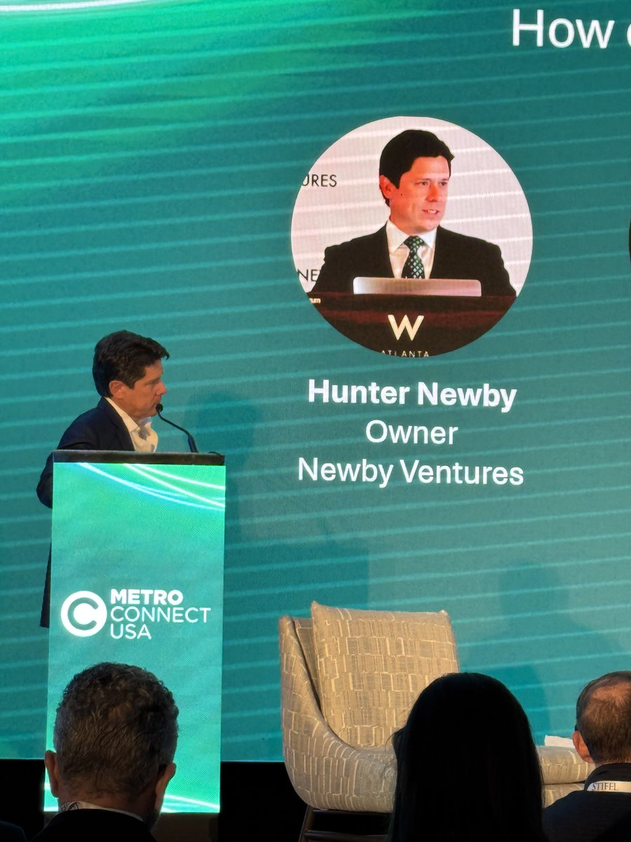 DataVerge's tweet image. What an amazing few days at #MetroConnectUSA! A huge thank you to @capacitymedia and everyone who made time to chat with us. Swipe through the pics to relive some of the best moments!